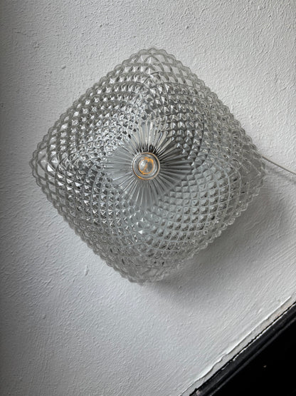 914 - Vintage plafond glazen plafoniere kussen diamant vierkant