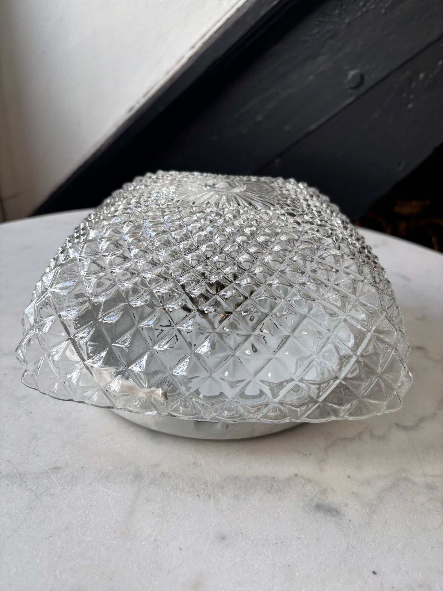 914 - Vintage plafond glazen plafoniere kussen diamant vierkant