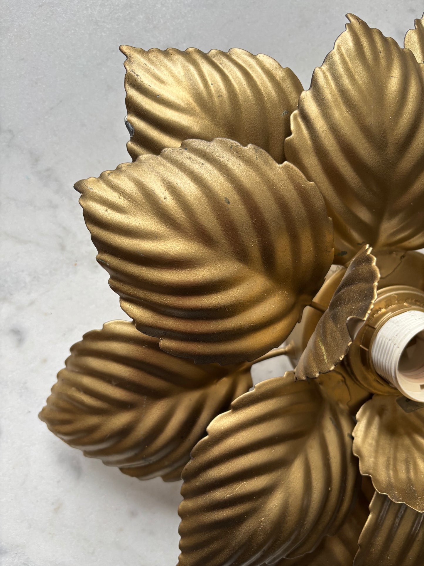 860 - Vintage gouden bloem plafonniere wandlamp bloem masca italy