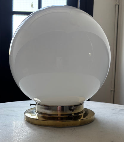 502 - Vintage globe schoollamp bollamp wit glas opaline plafoniere